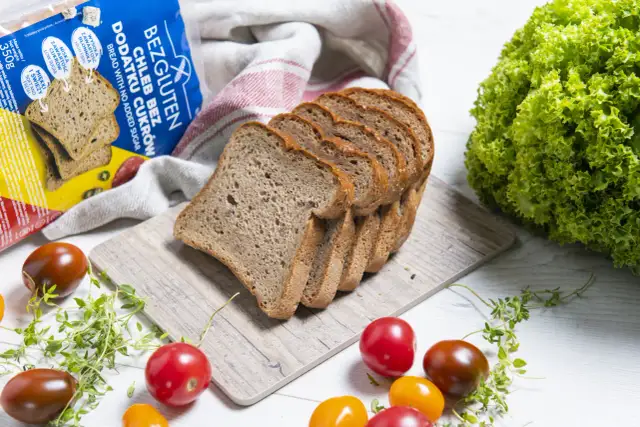 Mak dla kanarka: Bezpieczny? Jak podawać i na co uważać!