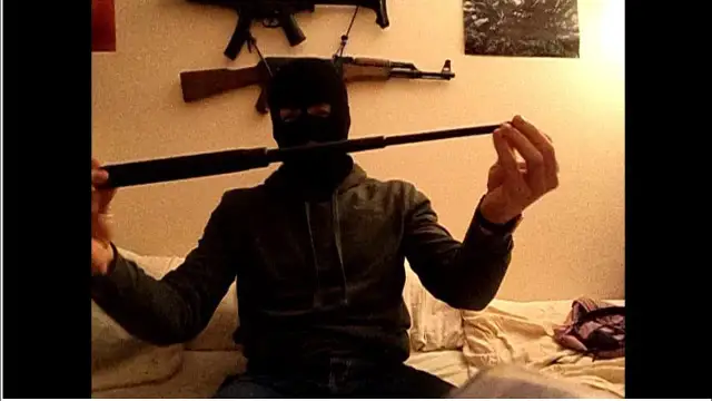 Jak złożyć pałkę teleskopową w prosty sposób i uniknąć problemów