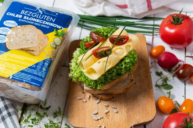 Jaki chleb bezglutenowy wybrać? Skład, IG i domowy wypiek.