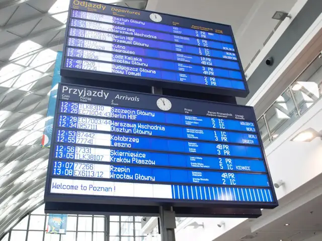 Intercity gdzie się zatrzymuje - poznaj kluczowe przystanki w Polsce