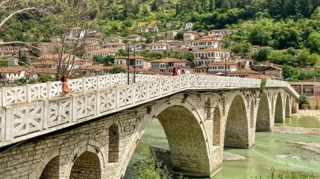 Jakie morze jest w Albanii? Poznaj tajemnice Adriatyku i Jońskiego