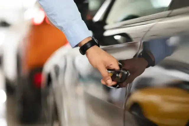 Jak otworzyć golfa 4 bez kluczyka - uniknij kosztownych szkód