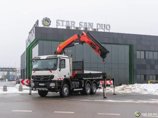 Ciągnik siodłowy: ile waży? DMC, ładowność i mandaty ITD