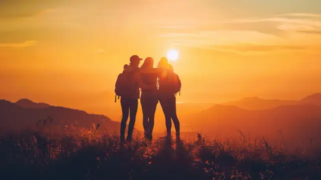 Piosenka o przyjacielu: Jakie uczucia wyraża ten utwór? Interpretacja