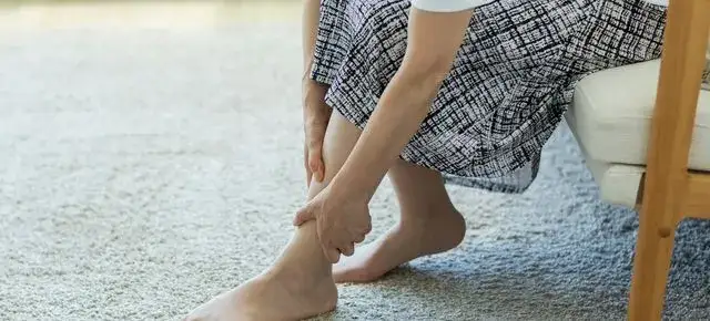 Movalis lek na co? Poznaj jego zastosowanie i działanie w bólu stawów