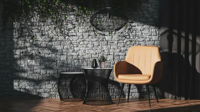 Oświetlony kamień dekoracyjny, krzesło, stoliki i rośliny. Dowiedz się, jak odnowić kamień dekoracyjny, by uzyskać taki efekt.