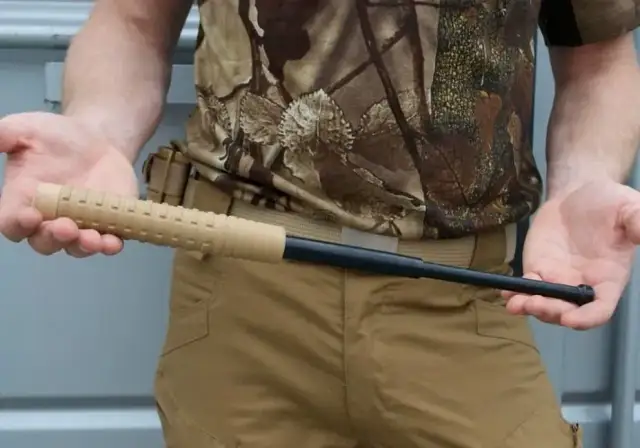 Maczeta w Polsce: Legalna, ale czy bezpieczna w samoobronie?