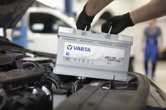 Diesel czy benzyna 2026? Wybierz silnik dla siebie i portfela!