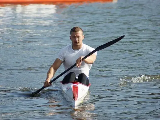 Polskie kajakarstwo na IO: Historia, medale i sukcesy naszych mistrzów