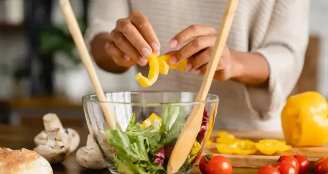 Żelazo w warzywach: Top 7 roślinnych źródeł minerału