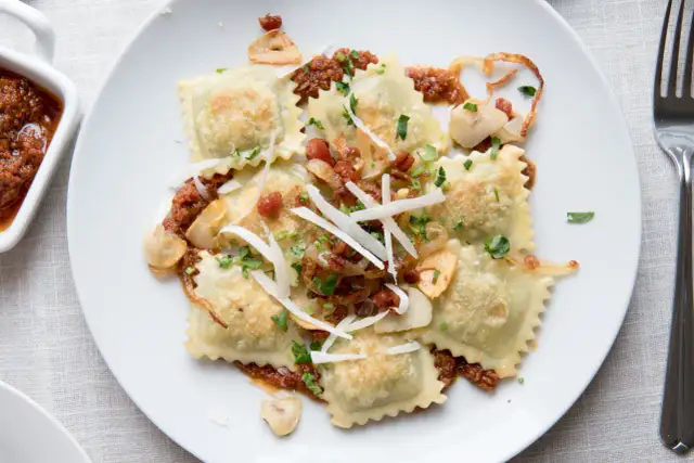 Ravioli czy tortellini? Od dziś rozpoznasz je bezbłędnie!