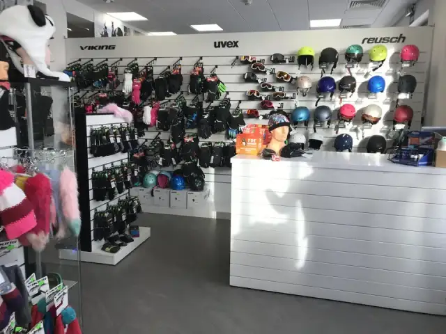 Wypożyczalnia sprzętu narciarskiego Zieleniec – najlepsze oferty i porady