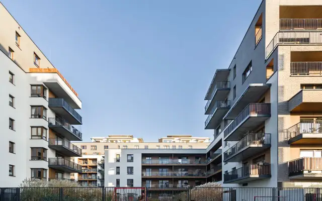 Czy deweloper może podnieść cenę mieszkania? Oto, co musisz wiedzieć