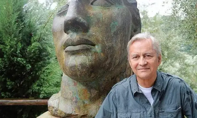 Igor Mitoraj: tajemnice rodziny, które wpłynęły na jego sztukę