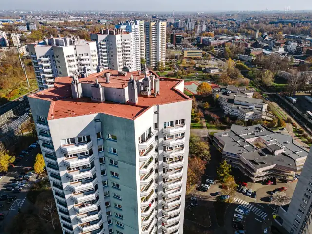 Osiedle Gwiazdy Katowice - ile pięter mają te imponujące budynki?