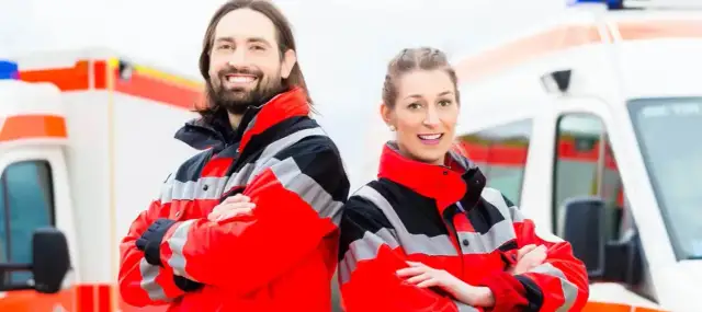 Ratownik medyczny: Gdzie możesz pracować? Pełne spektrum kariery