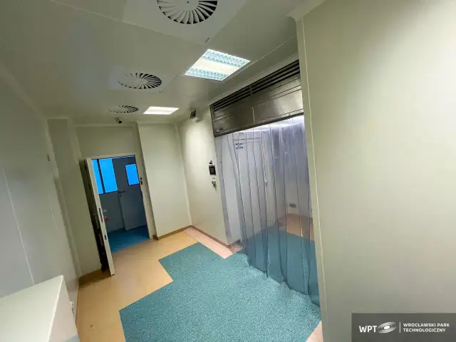 Jak otworzyć laboratorium chemiczne w Polsce? Kompletny przewodnik