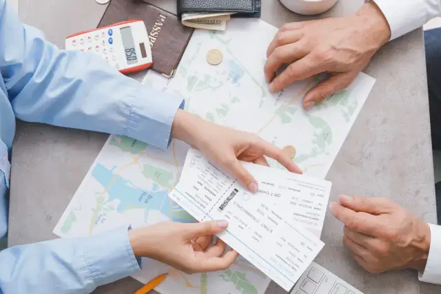 Ile zarabia biuro podróży? Zaskakujące fakty o wynagrodzeniach