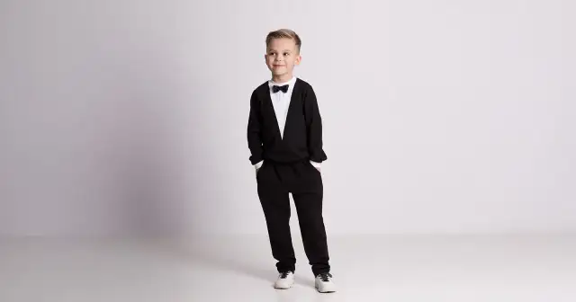 Jak ubrać chłopca na komunię pod albę, by wyglądał elegancko i komfortowo