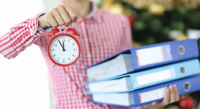 Jak zostać na uczelni po studiach i uniknąć utraty możliwości rozwoju