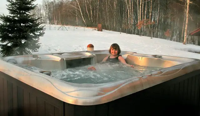 Minibasen spa: Jak wybrać idealny model dla zdrowia i relaksu