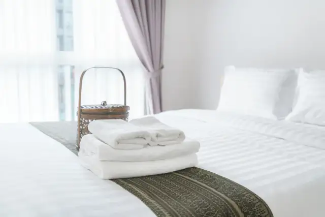 Jak poinformować gości weselnych o noclegu, aby uniknąć chaosu