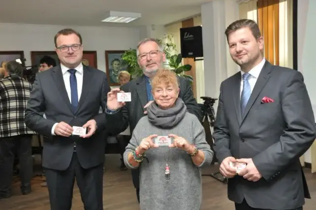 Jak wyrobić kartę seniora w Radomiu - proste kroki i wymagania