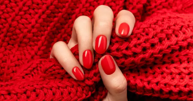 Jak szybko rosną paznokcie? Przyspiesz wzrost i miej mocne!