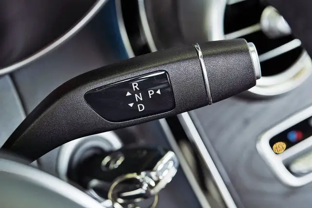 Czy można holować automat Mercedes bez ryzyka uszkodzenia skrzyni?