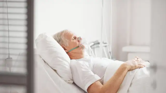 Jak długo trwa zapalenie płuc u osób starszych? Czas rekonwalescencji