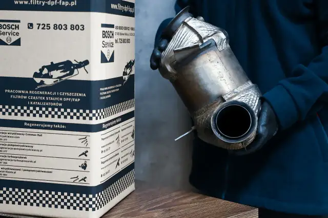 DPF zapchany popiołem? Poznaj skuteczne metody i uniknij błędów