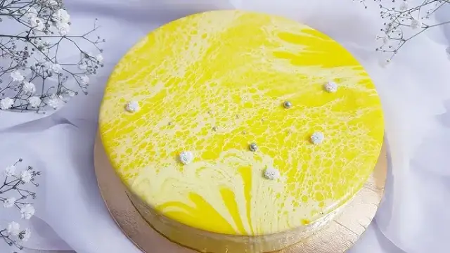 Jak zrobić glazurę na tort - prosta receptura, która zachwyci smakoszy