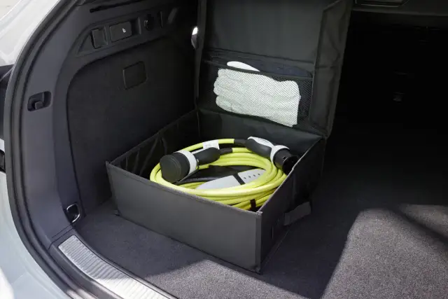 Jak działają samochody hybrydowe? Poznaj tajemnice ich technologii