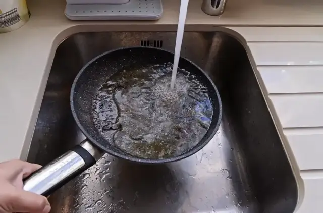 Skuteczne środki i porady na problemy z rozpuszczaniem tłuszczu w rurach