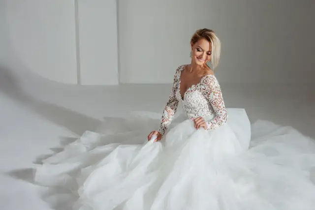 Suknia ślubna princessa: Poradnik dla przyszłej królowej