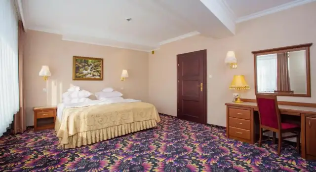 Ile pokoi ma hotel Gołębiewski w Karpaczu? Sprawdź szczegóły!