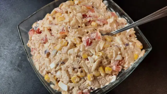 Idealna sałatka z tuńczykiem? Przepisy i triki Rafała Olszewskiego