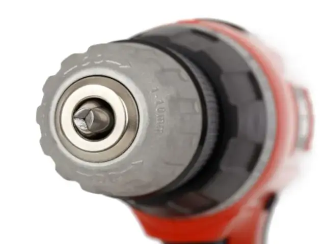 Jak bezpiecznie wyciągnąć wiertło z wiertarki - 5 prostych kroków