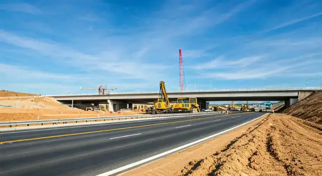 Ile kosztuje 1 km asfaltu? Poznaj ukryte koszty budowy dróg