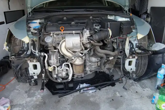 Jak wymienić chłodnicę klimatyzacji Hyundai i30 - uniknij kosztownych błędów