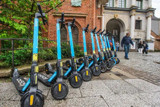 Jakie hulajnogi w Kołobrzegu? Ceny, operatorzy i lokalizacje wynajmu