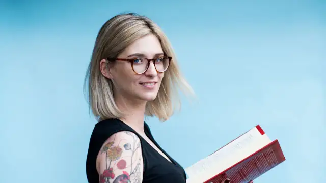 Czy prawnik może mieć tatuaż? Oto, co musisz wiedzieć o akceptacji