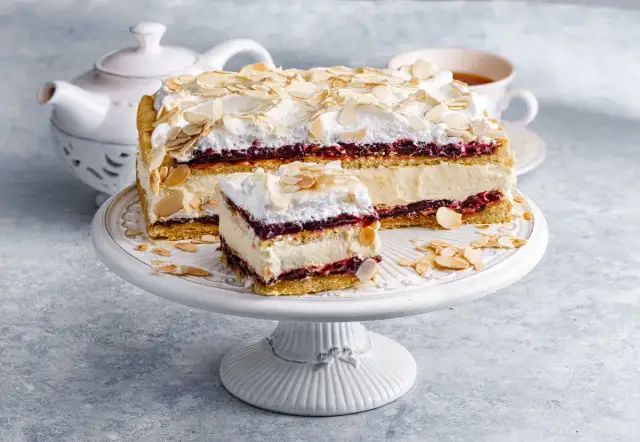 Dlaczego beza w Pychotce mięknie? Sprawdzone sposoby na chrupkość