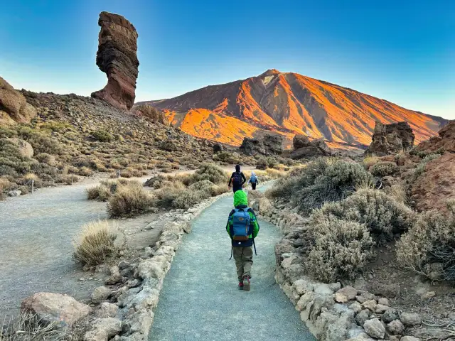 Jak wejść na Teide? Pozwolenie, trasy, przygotowanie - Poradnik