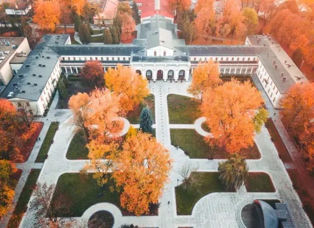 Najciekawsze atrakcje w Busku-Zdroju, które musisz zobaczyć