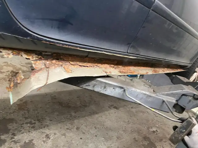 Karosserie Blech schweißen: So vermeiden Sie teure Fehler und Schäden