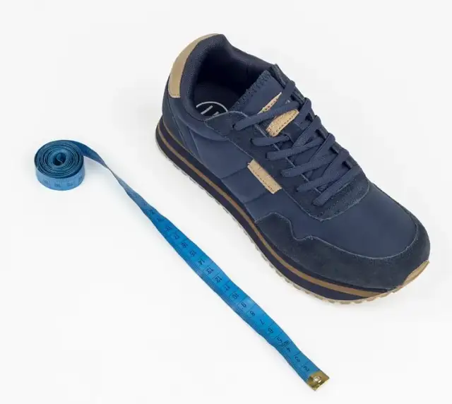 Rozmiar buta 38.5 ile to cm - poznaj długość stopy i uniknij błędów