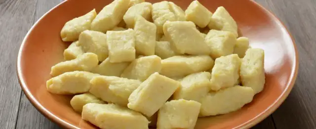 Z czym kopytka na słodko? Odkryj pyszne dodatki i inspiracje