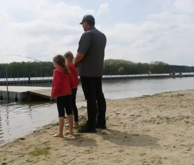 Na ile wędek można łowić z dzieckiem? Sprawdź ważne przepisy i zasady