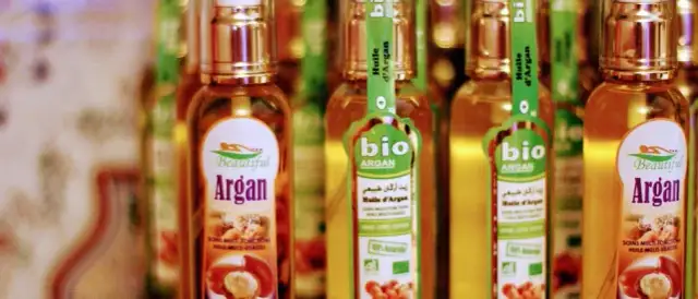 Olejek arganowy na co? Odkryj jego niezwykłe właściwości i zastosowania